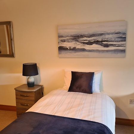 Lakeside House Ballynahinch Екстериор снимка